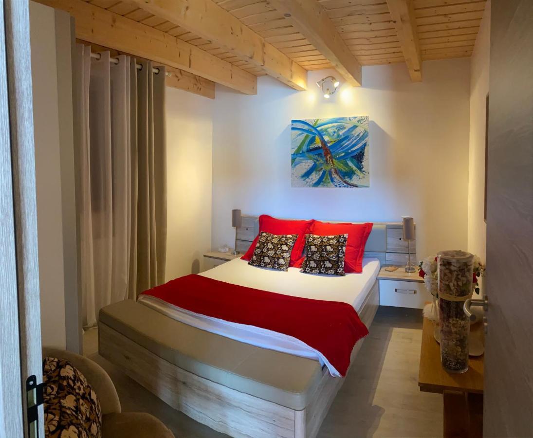 Chalet A La Campagne Coise-Saint-Jean-Pied-Gauthier ภายนอก รูปภาพ